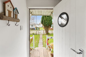 Photo 32- click for photo gallery